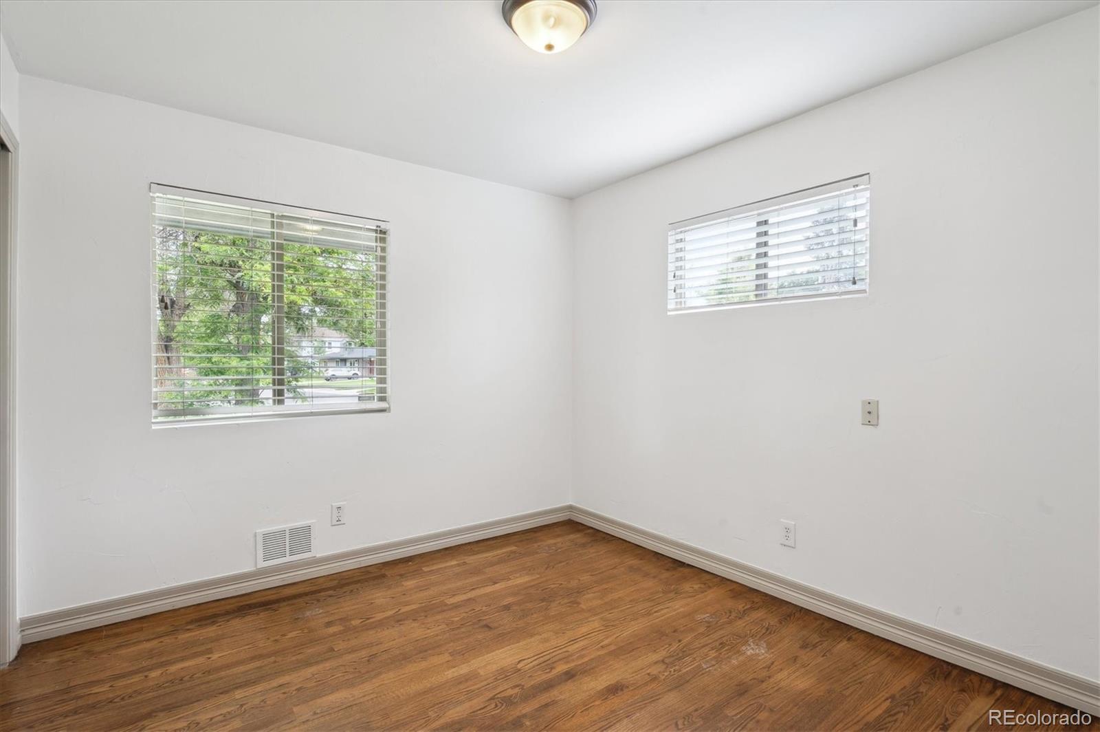 MLS Image #18 for 1420 s leyden street,denver, Colorado