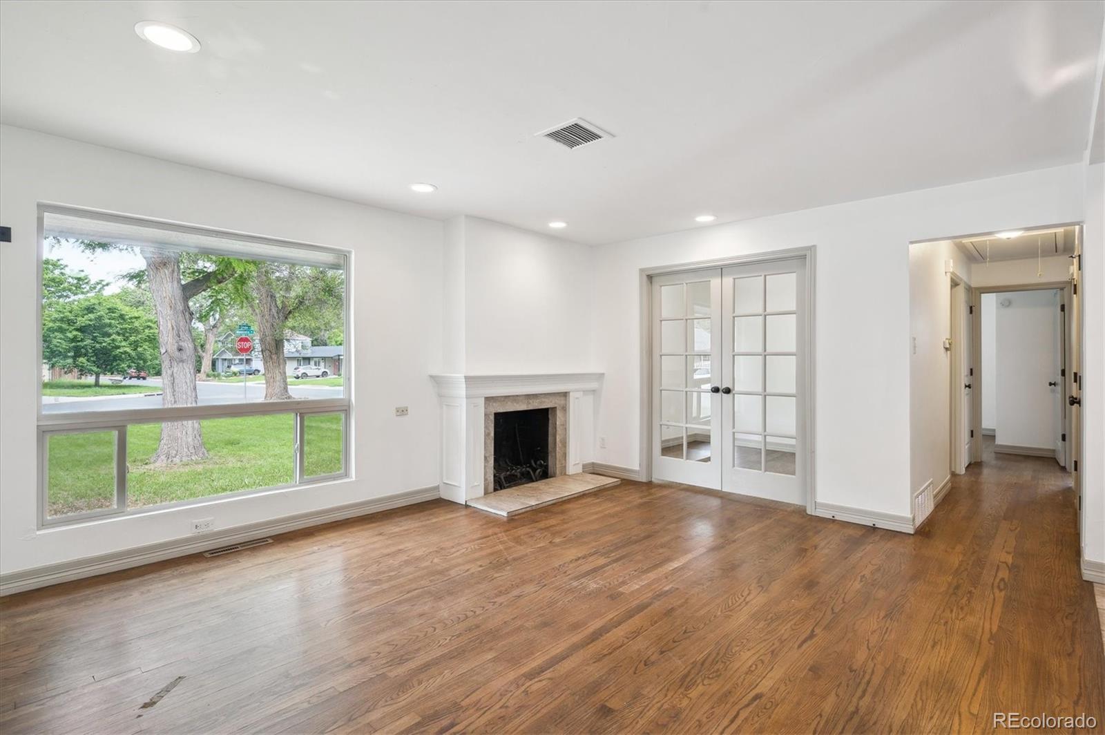 MLS Image #8 for 1420 s leyden street,denver, Colorado