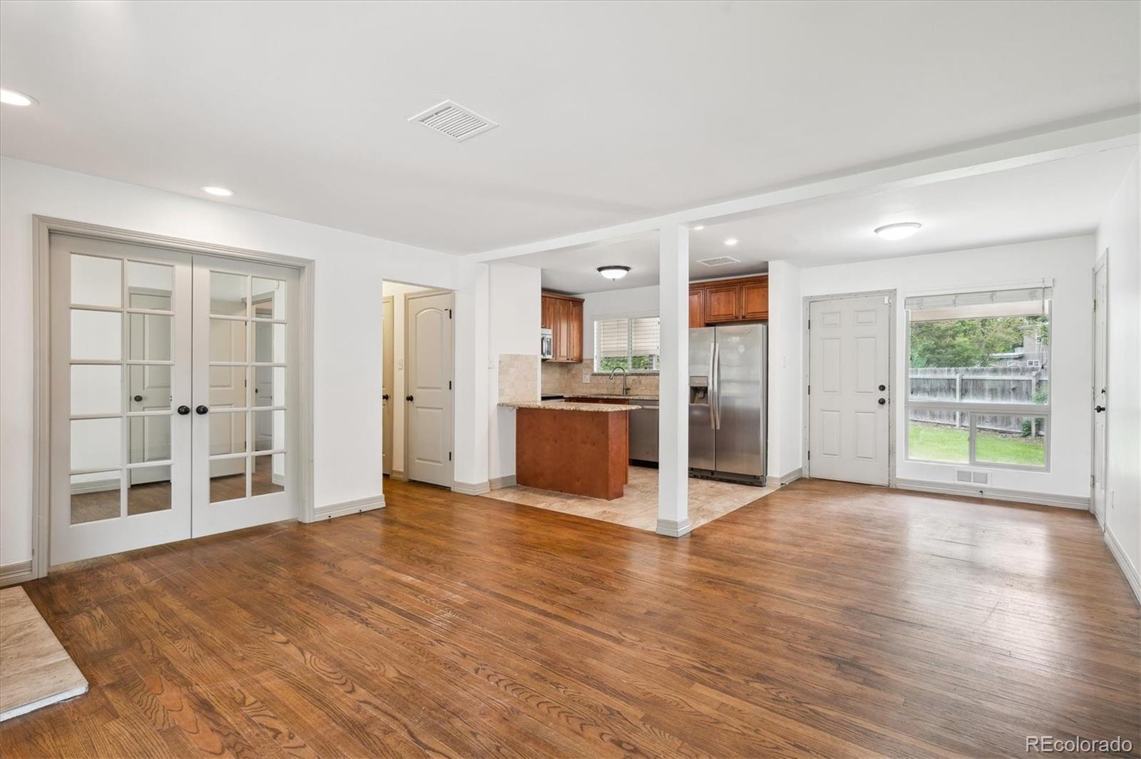 MLS Image #9 for 1420 s leyden street,denver, Colorado