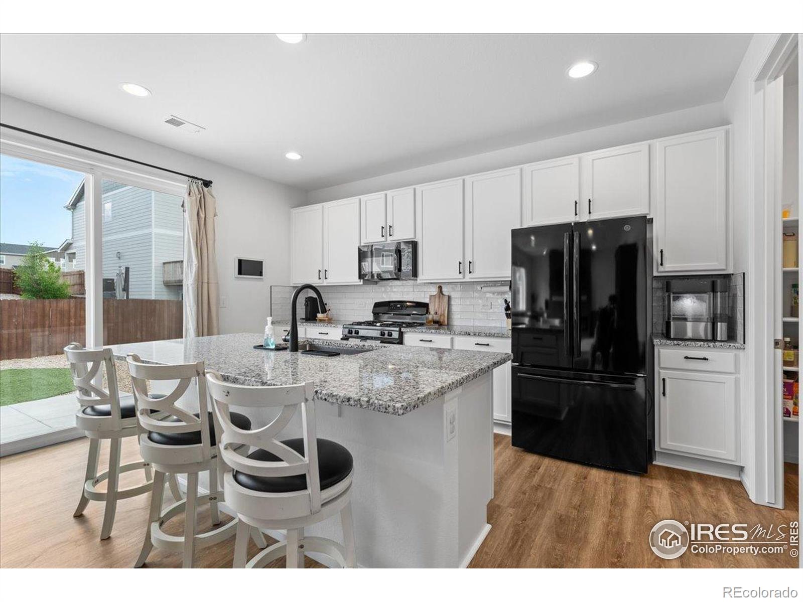 MLS Image #6 for 5523  bay hill drive,windsor, Colorado