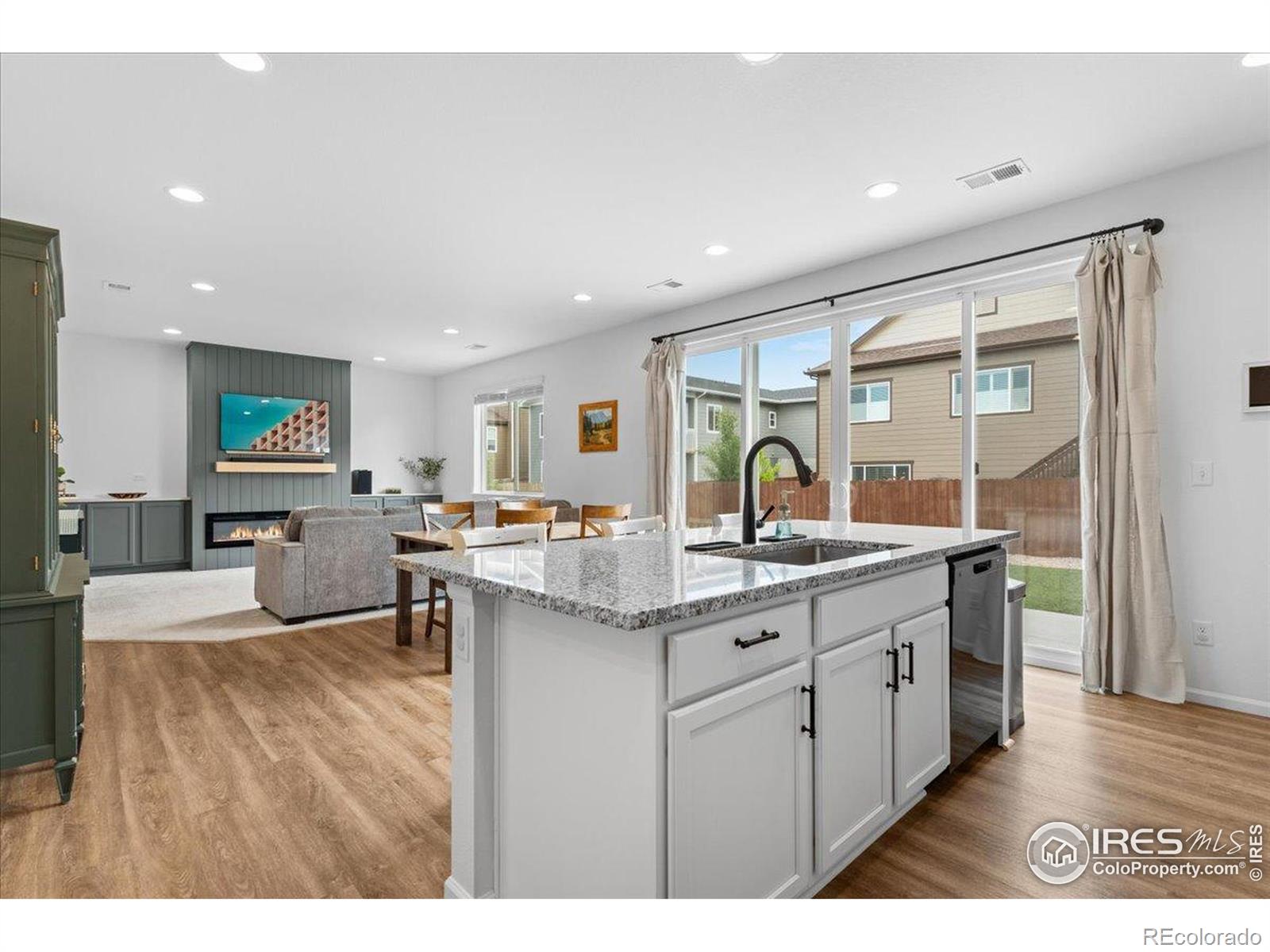 MLS Image #8 for 5523  bay hill drive,windsor, Colorado