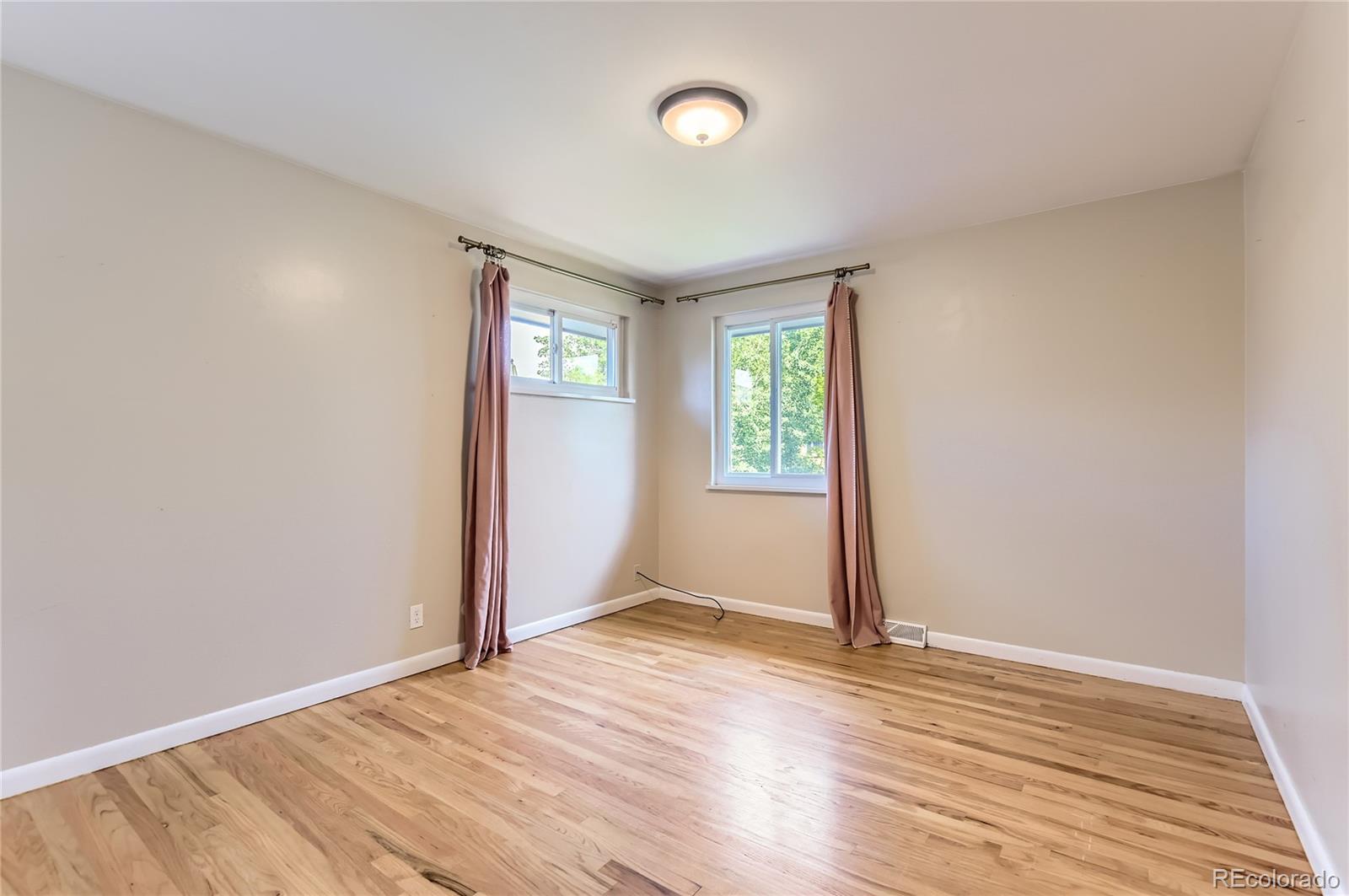 MLS Image #11 for 925  wolff street,denver, Colorado