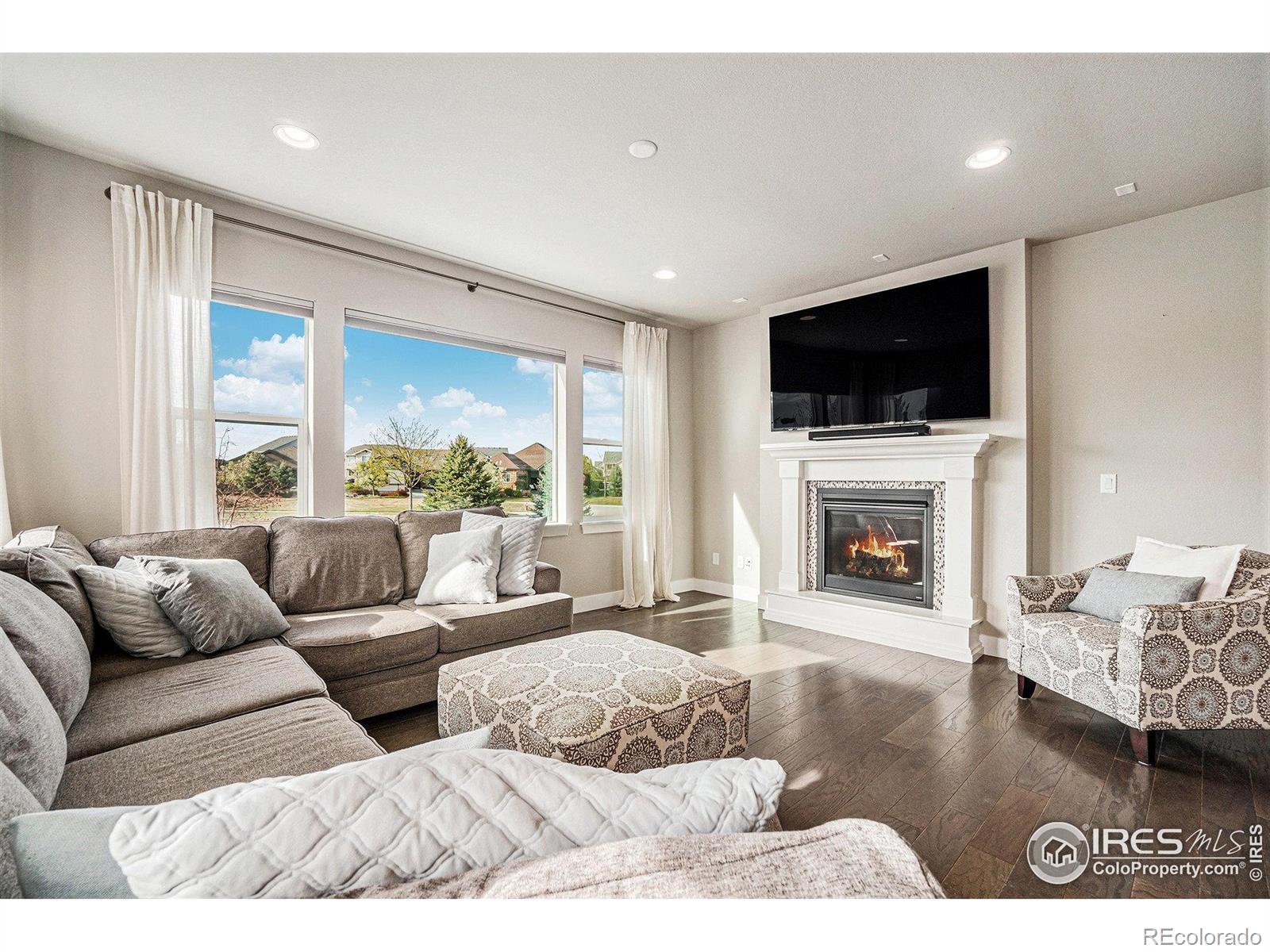 MLS Image #2 for 2579  cub lake court,loveland, Colorado