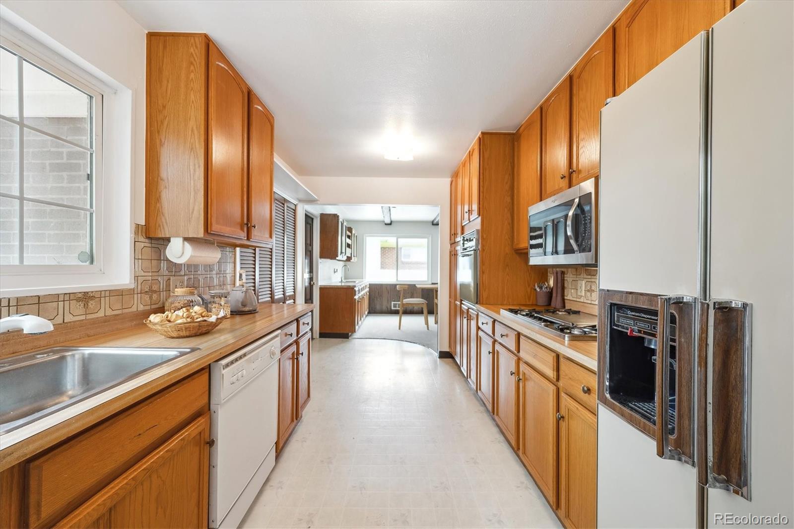 MLS Image #10 for 10150  melody drive,northglenn, Colorado