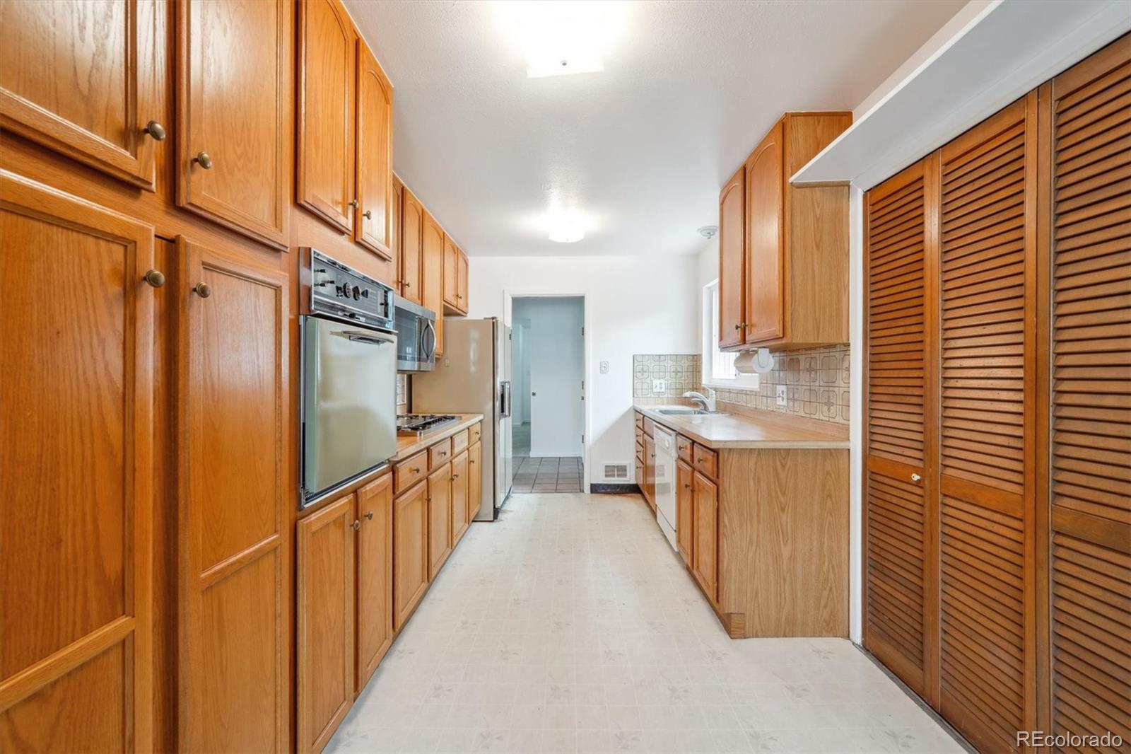 MLS Image #11 for 10150  melody drive,northglenn, Colorado