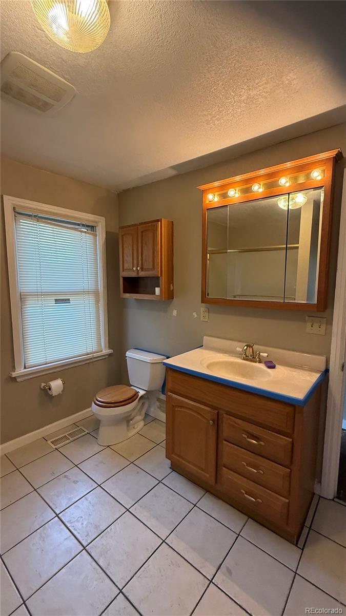 MLS Image #14 for 5030  beach court,denver, Colorado