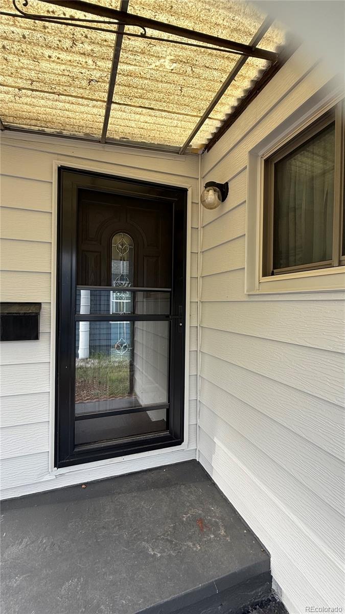 MLS Image #2 for 5030  beach court,denver, Colorado