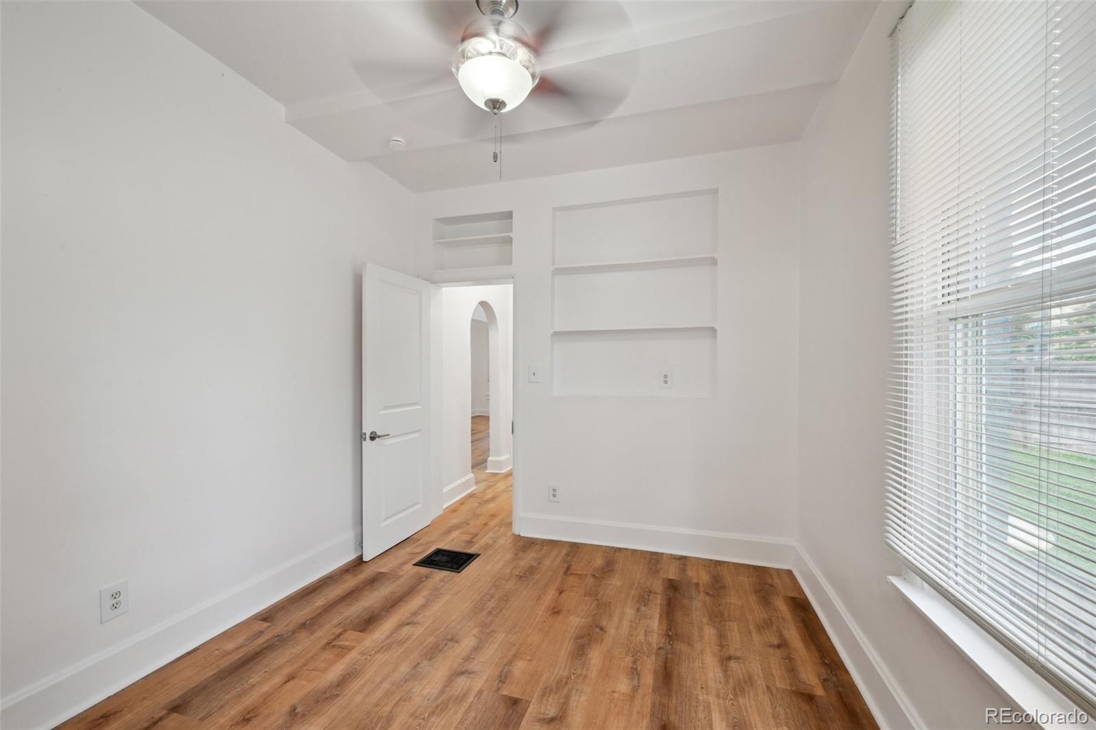 MLS Image #14 for 253 n lincoln street,denver, Colorado