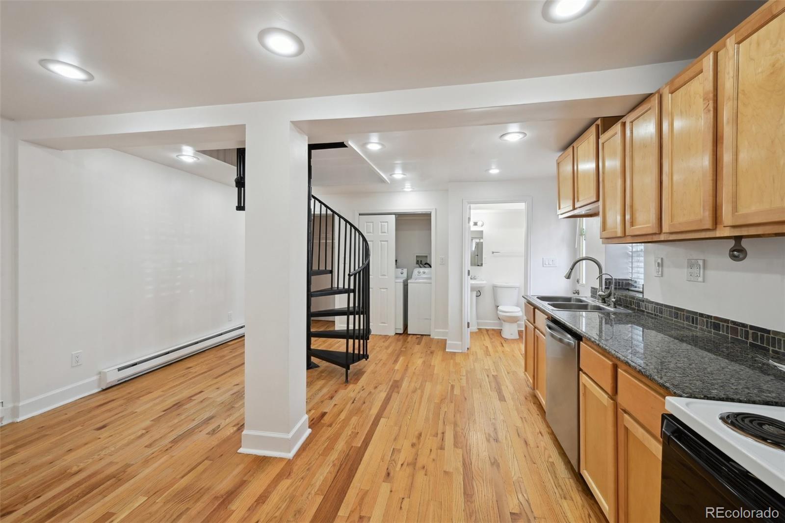MLS Image #24 for 253 n lincoln street,denver, Colorado