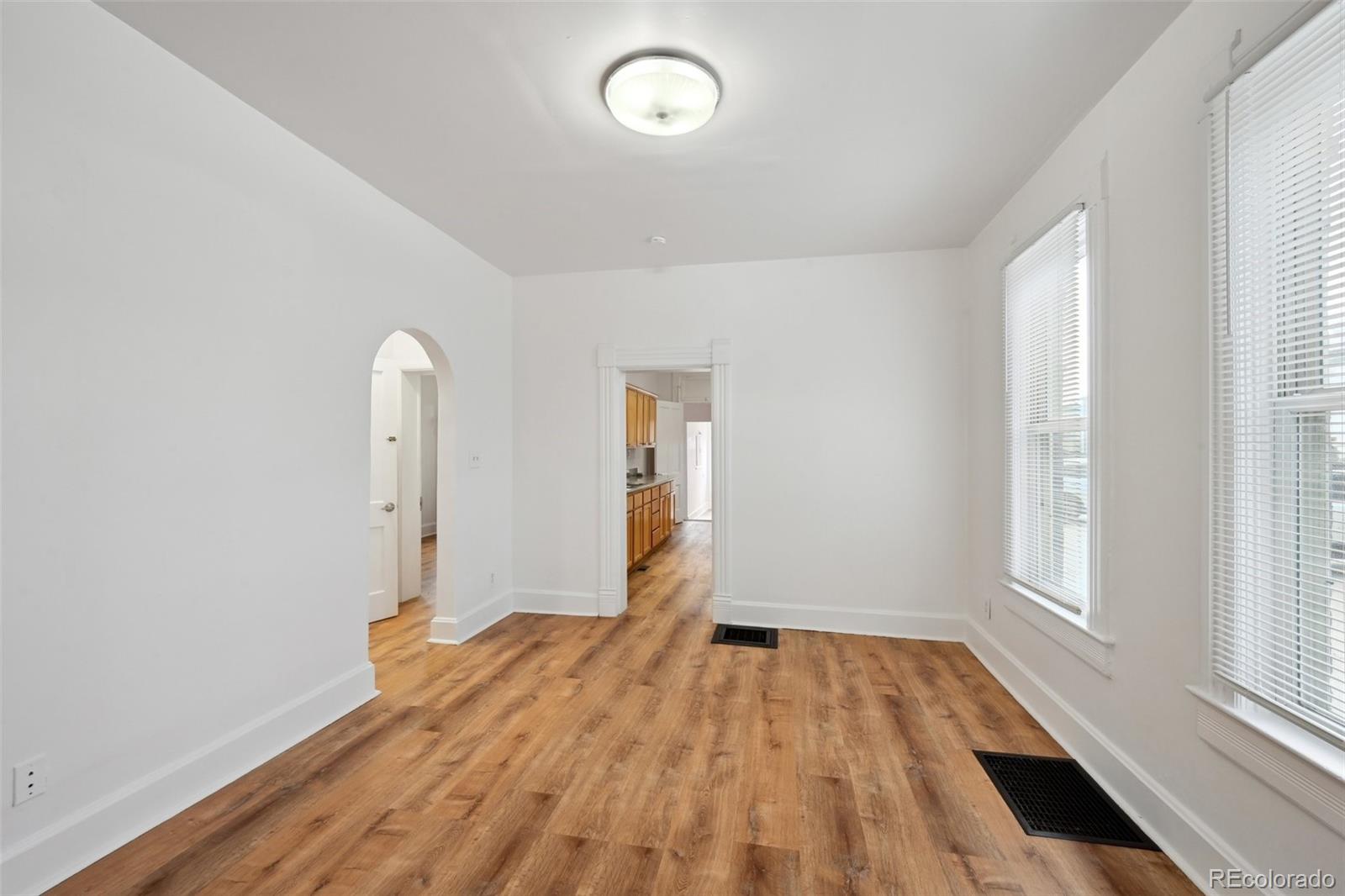 MLS Image #4 for 253 n lincoln street,denver, Colorado