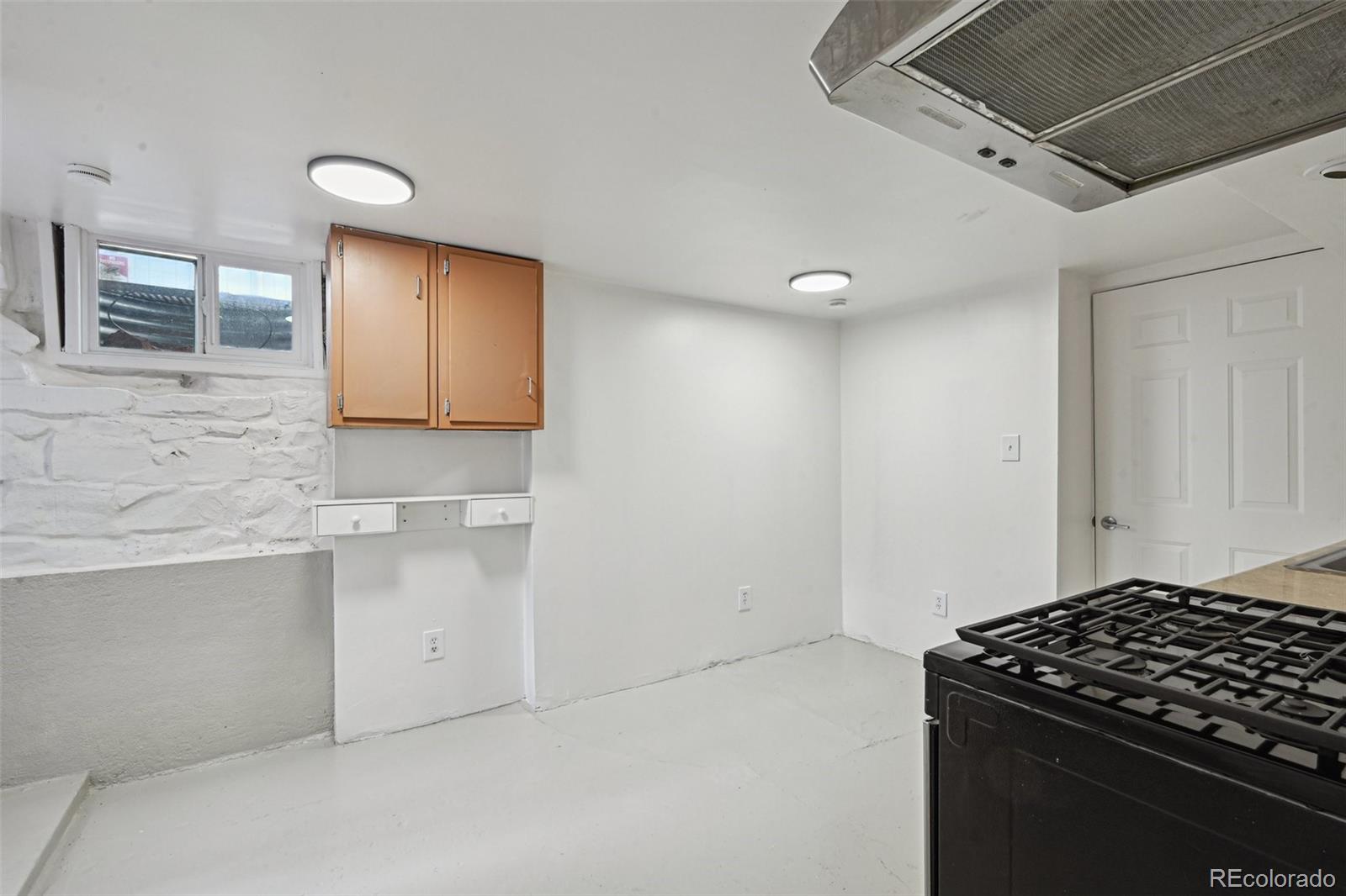 MLS Image #40 for 253 n lincoln street,denver, Colorado