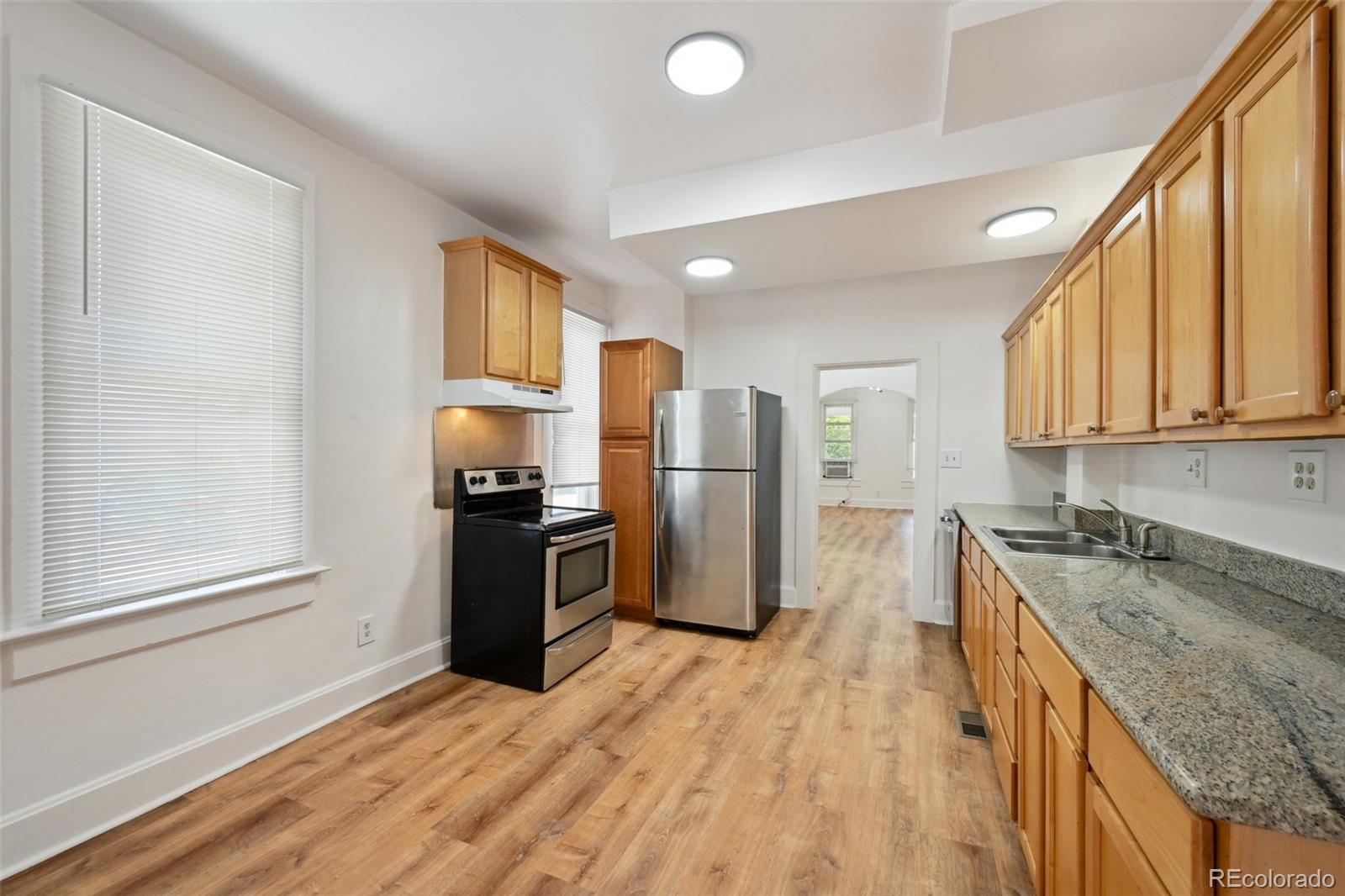 MLS Image #9 for 253 n lincoln street,denver, Colorado