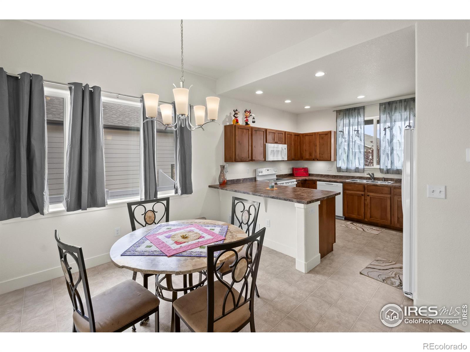 MLS Image #13 for 4406  big horn parkway,johnstown, Colorado
