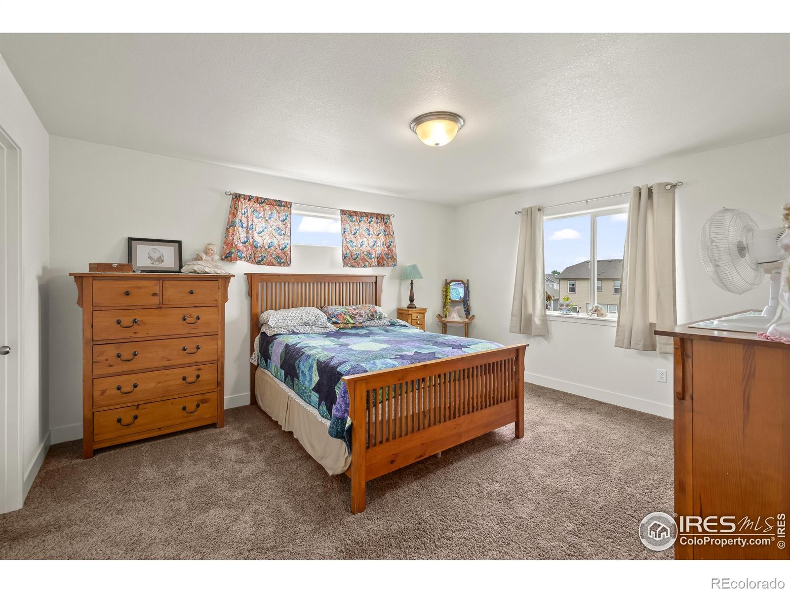 MLS Image #16 for 4406  big horn parkway,johnstown, Colorado