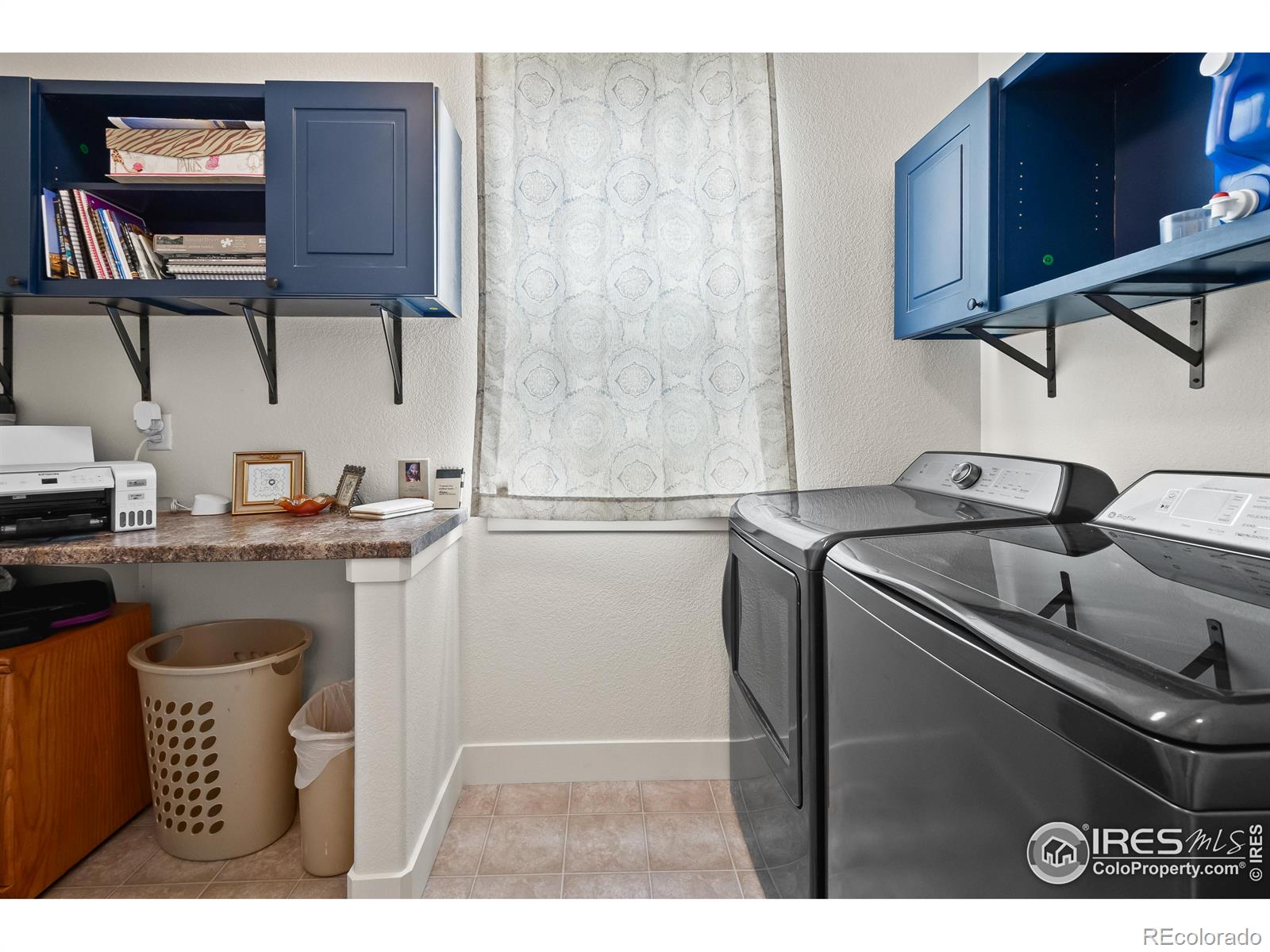 MLS Image #33 for 4406  big horn parkway,johnstown, Colorado