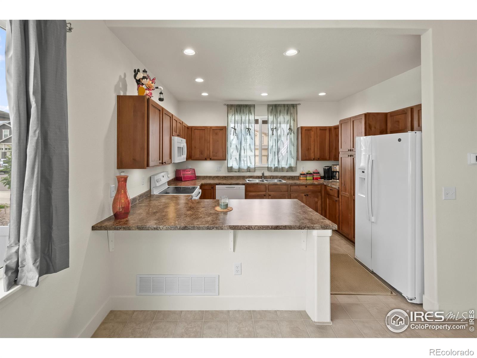 MLS Image #9 for 4406  big horn parkway,johnstown, Colorado