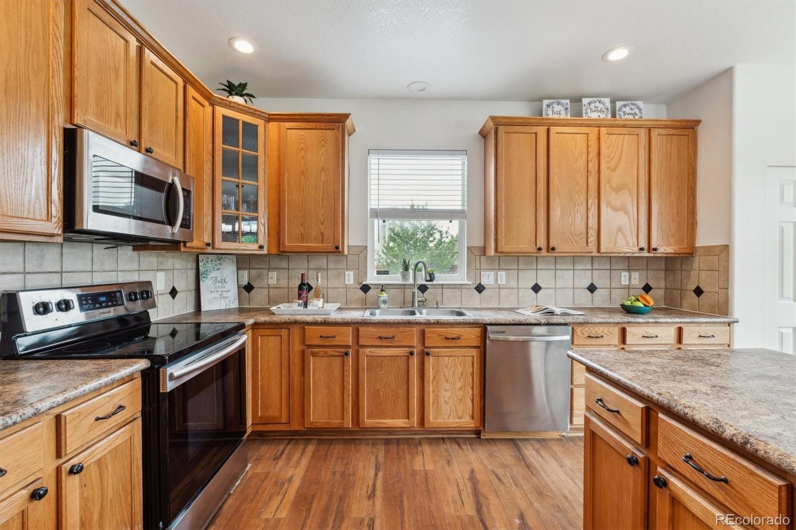 MLS Image #10 for 12702 e 105th avenue,commerce city, Colorado