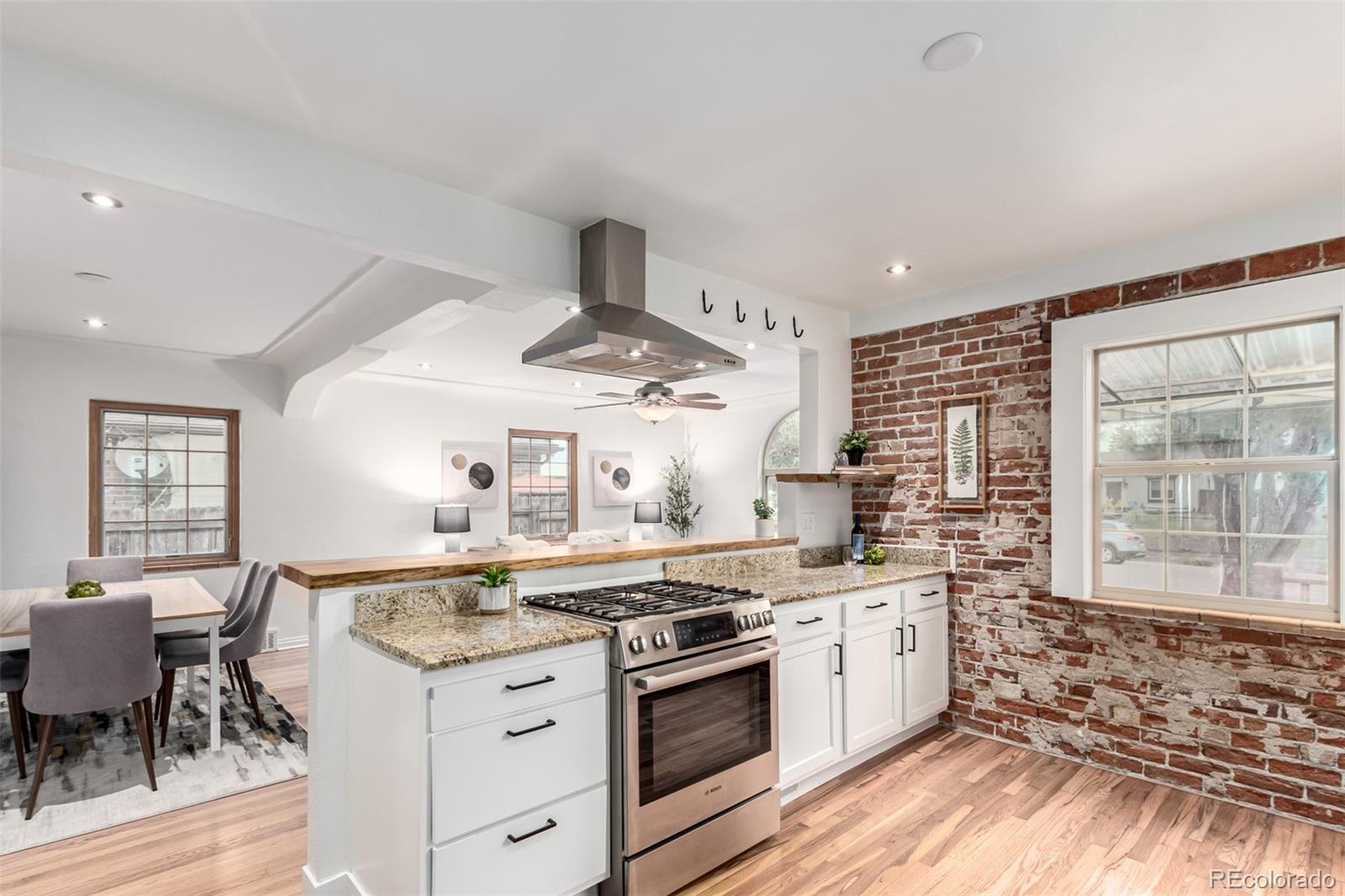 MLS Image #10 for 2745 n saint paul street,denver, Colorado