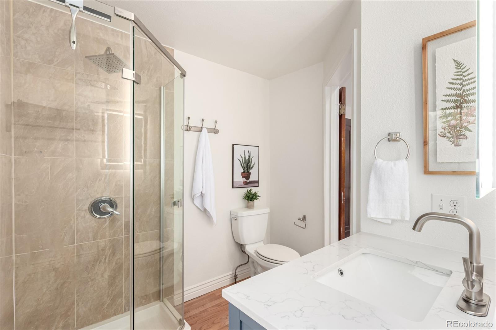 MLS Image #16 for 2745 n saint paul street,denver, Colorado