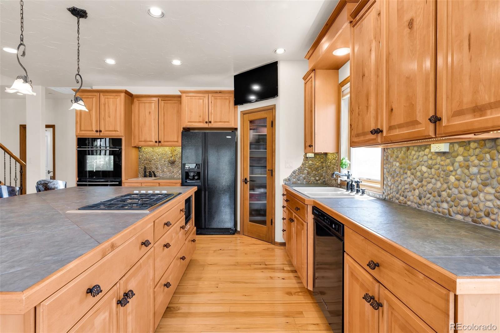 MLS Image #11 for 8188  lone bison road,rye, Colorado
