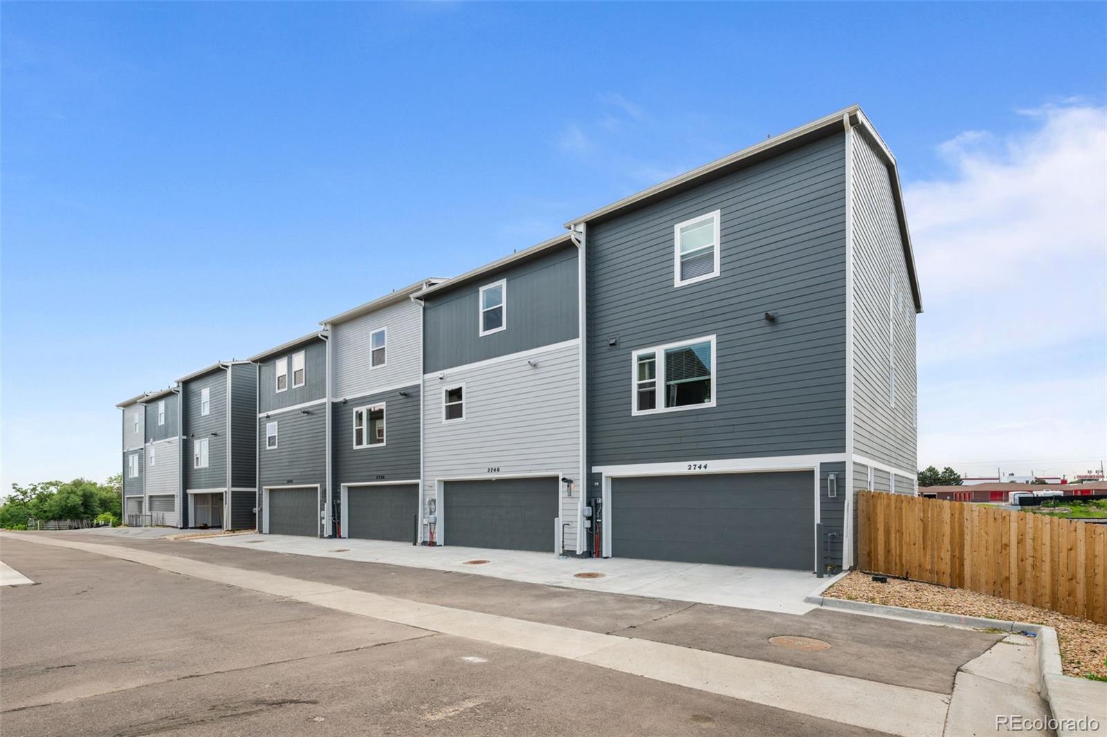 MLS Image #11 for 2740 w 68th avenue,denver, Colorado