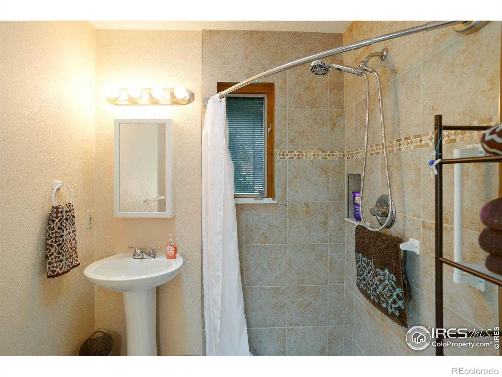 MLS Image #18 for 6512  fossil crest drive,fort collins, Colorado