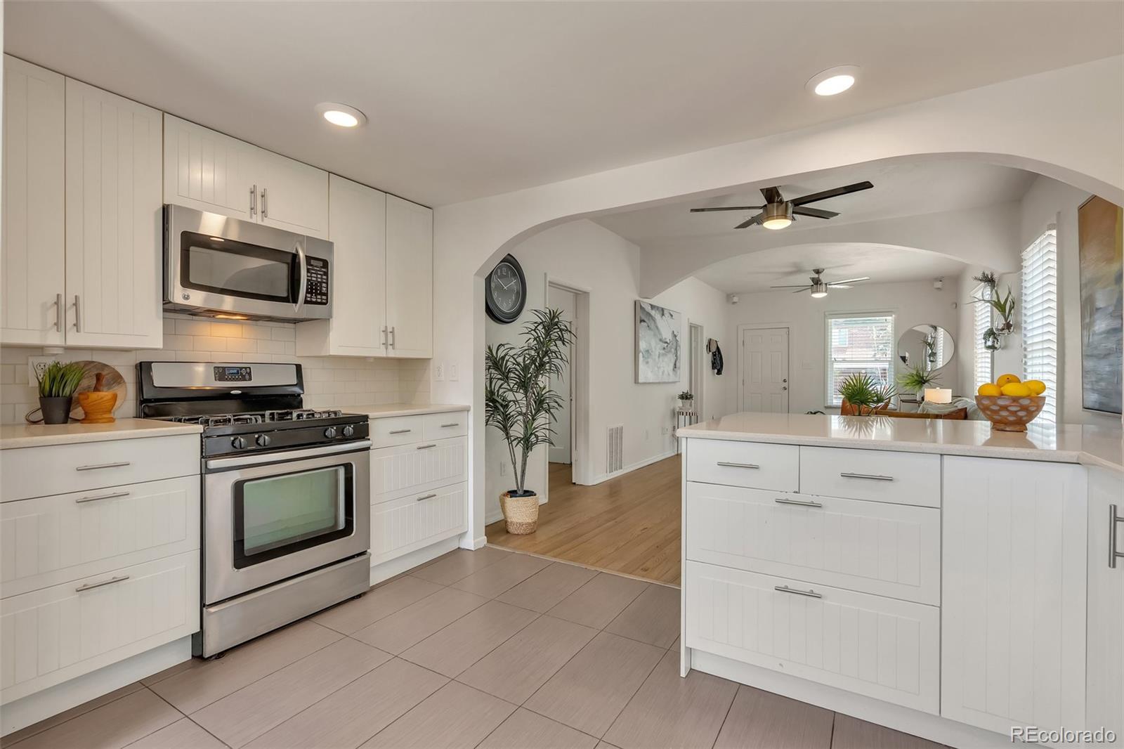 MLS Image #14 for 4079 s bannock street,englewood, Colorado