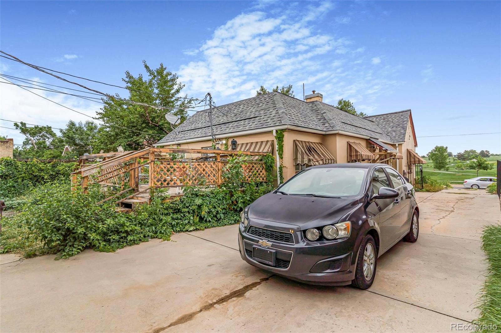 MLS Image #20 for 2421 n york street,denver, Colorado