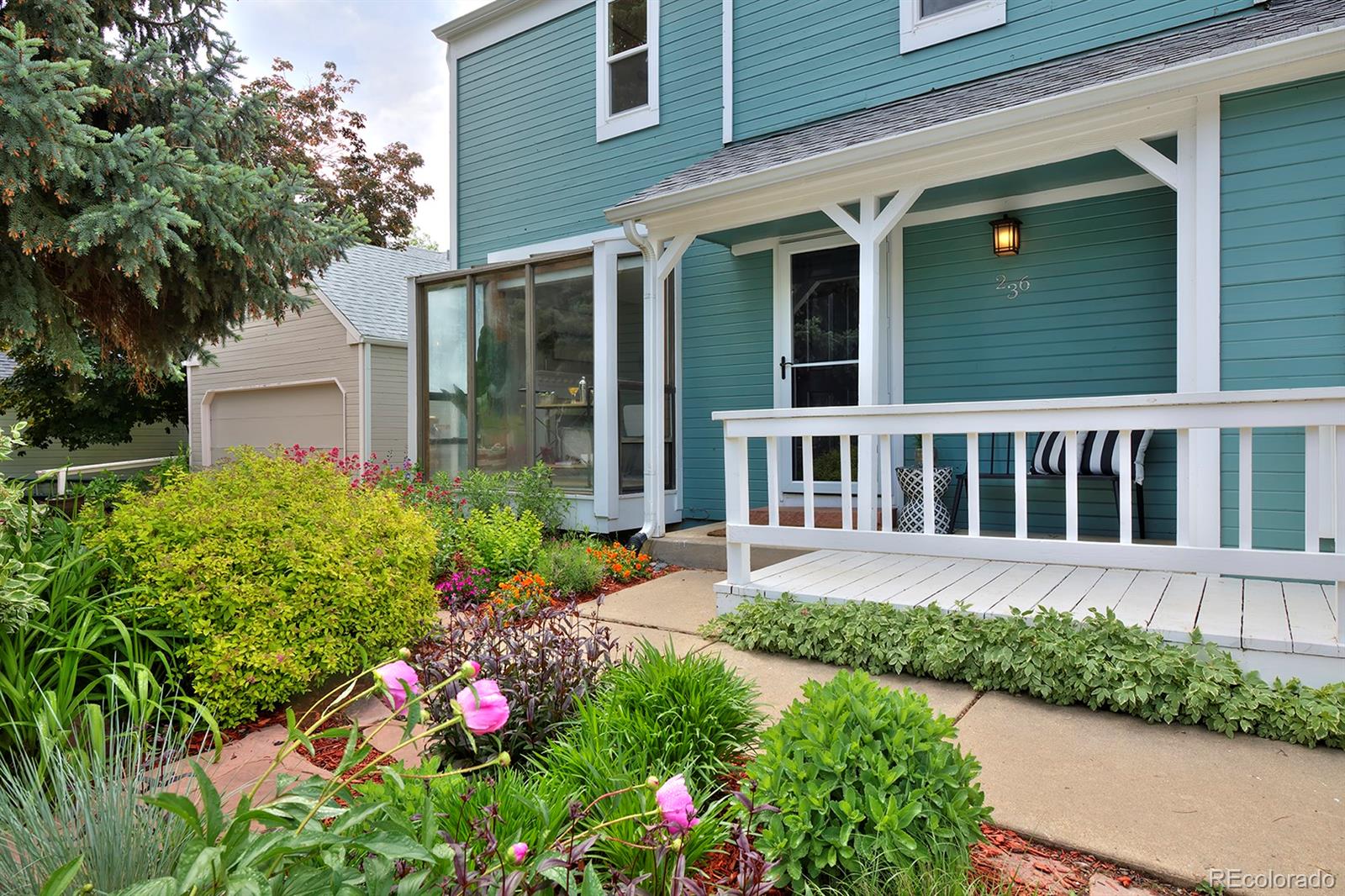 MLS Image #3 for 236 w sycamore lane,louisville, Colorado