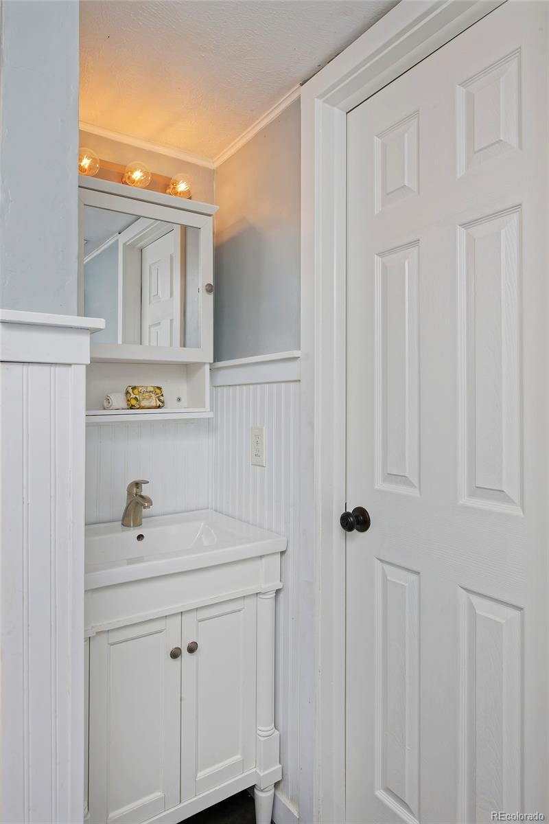 MLS Image #30 for 236 w sycamore lane,louisville, Colorado