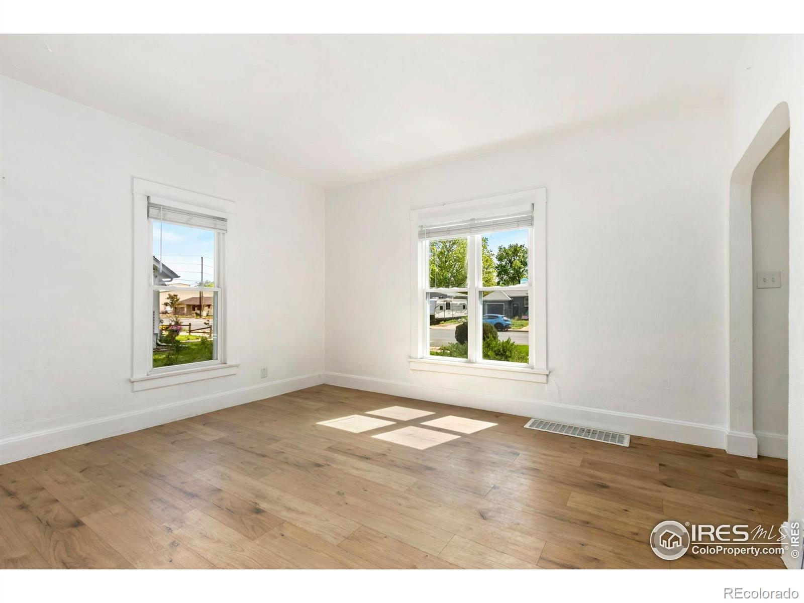 MLS Image #4 for 211  main street,la salle, Colorado