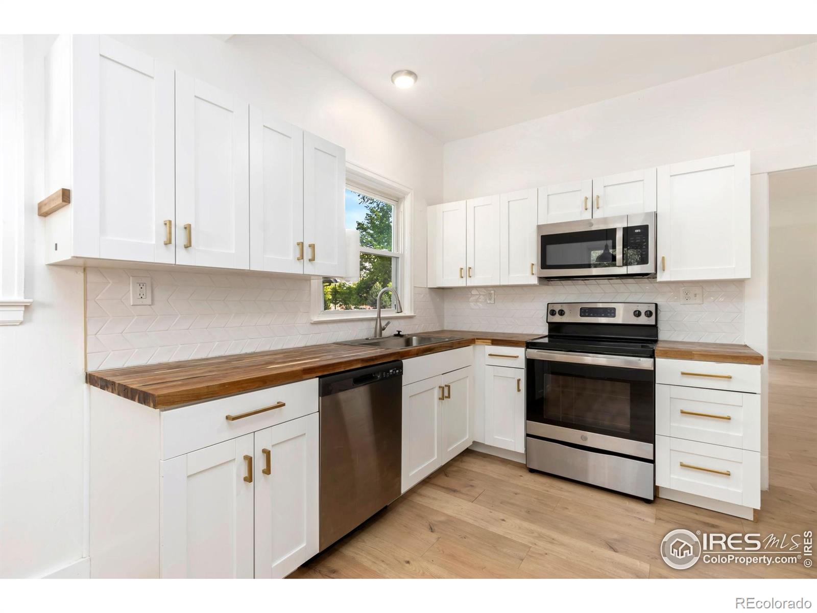 MLS Image #8 for 211  main street,la salle, Colorado