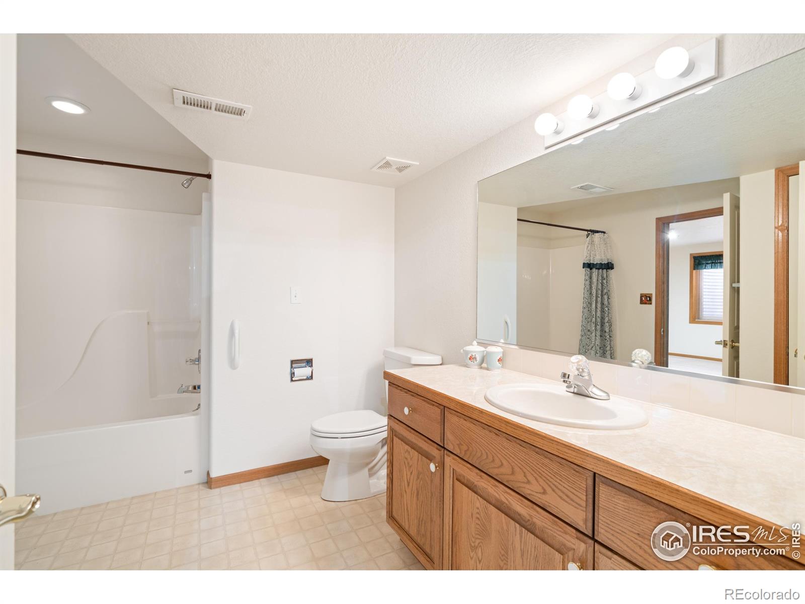 MLS Image #27 for 1601  44th ave ct,greeley, Colorado