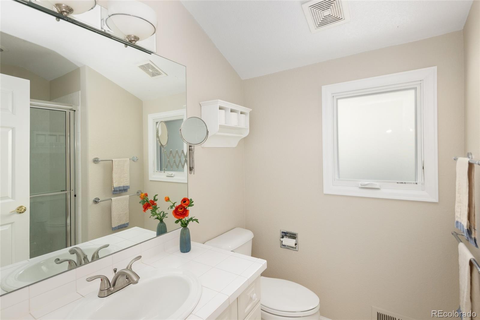 MLS Image #23 for 355  steele street,denver, Colorado