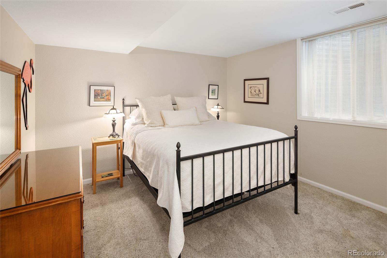 MLS Image #26 for 355  steele street,denver, Colorado