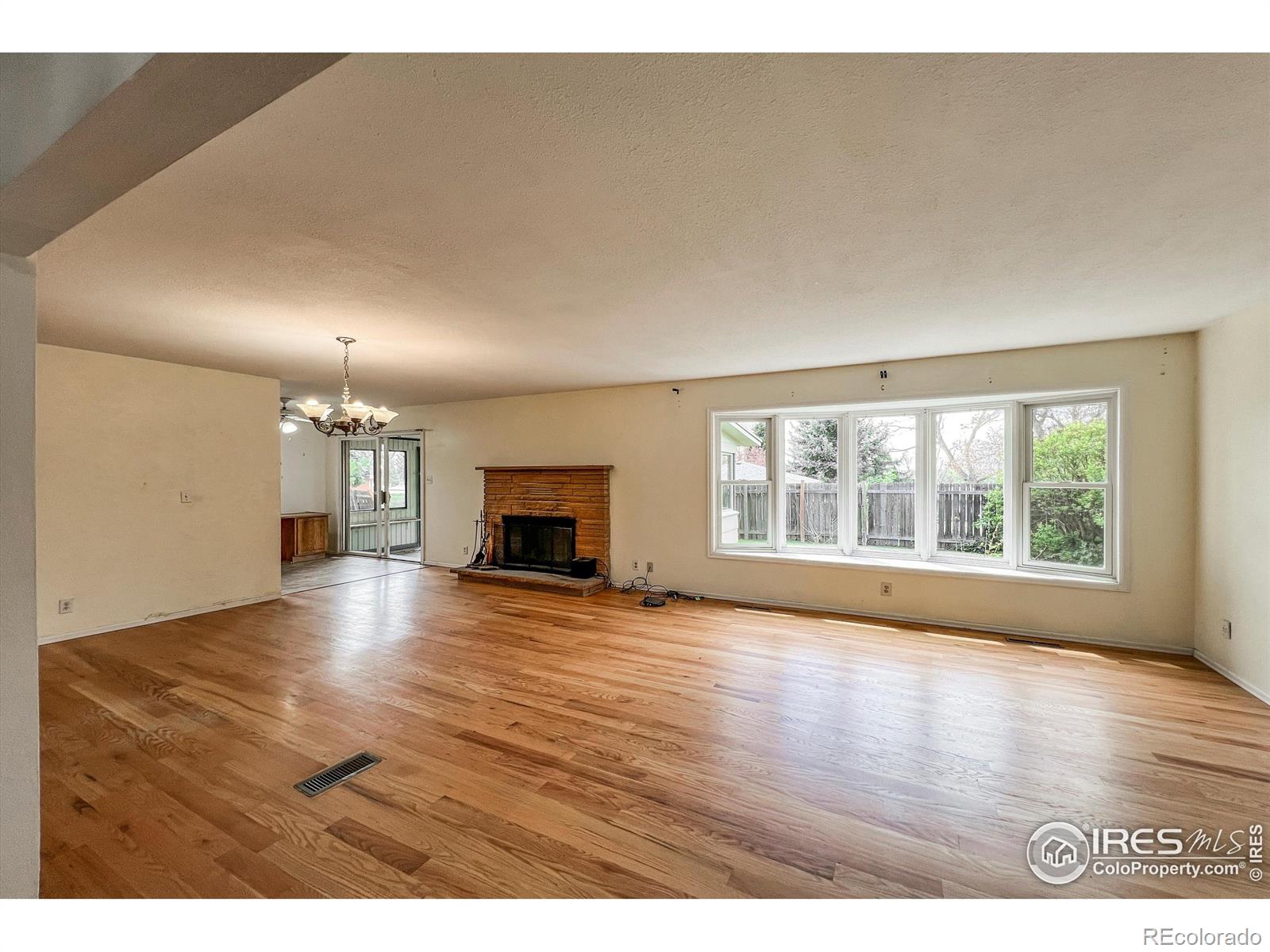 MLS Image #6 for 12891  columbine drive,longmont, Colorado