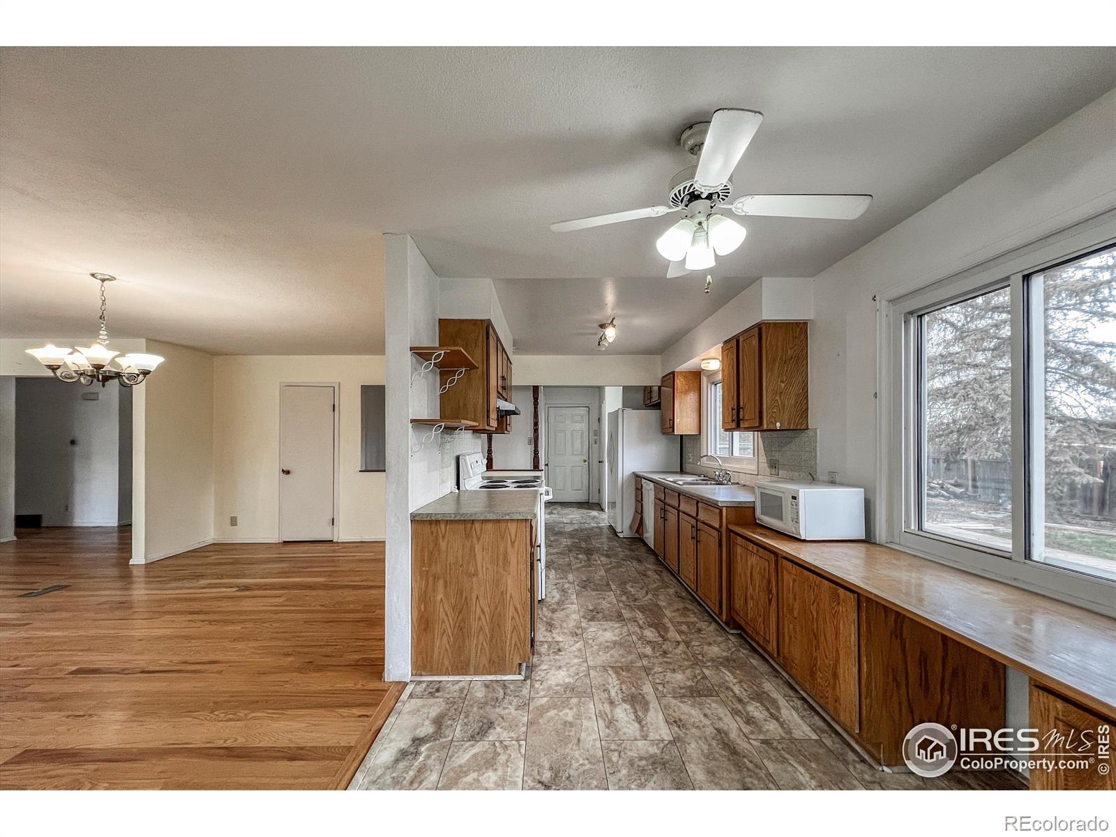 MLS Image #8 for 12891  columbine drive,longmont, Colorado