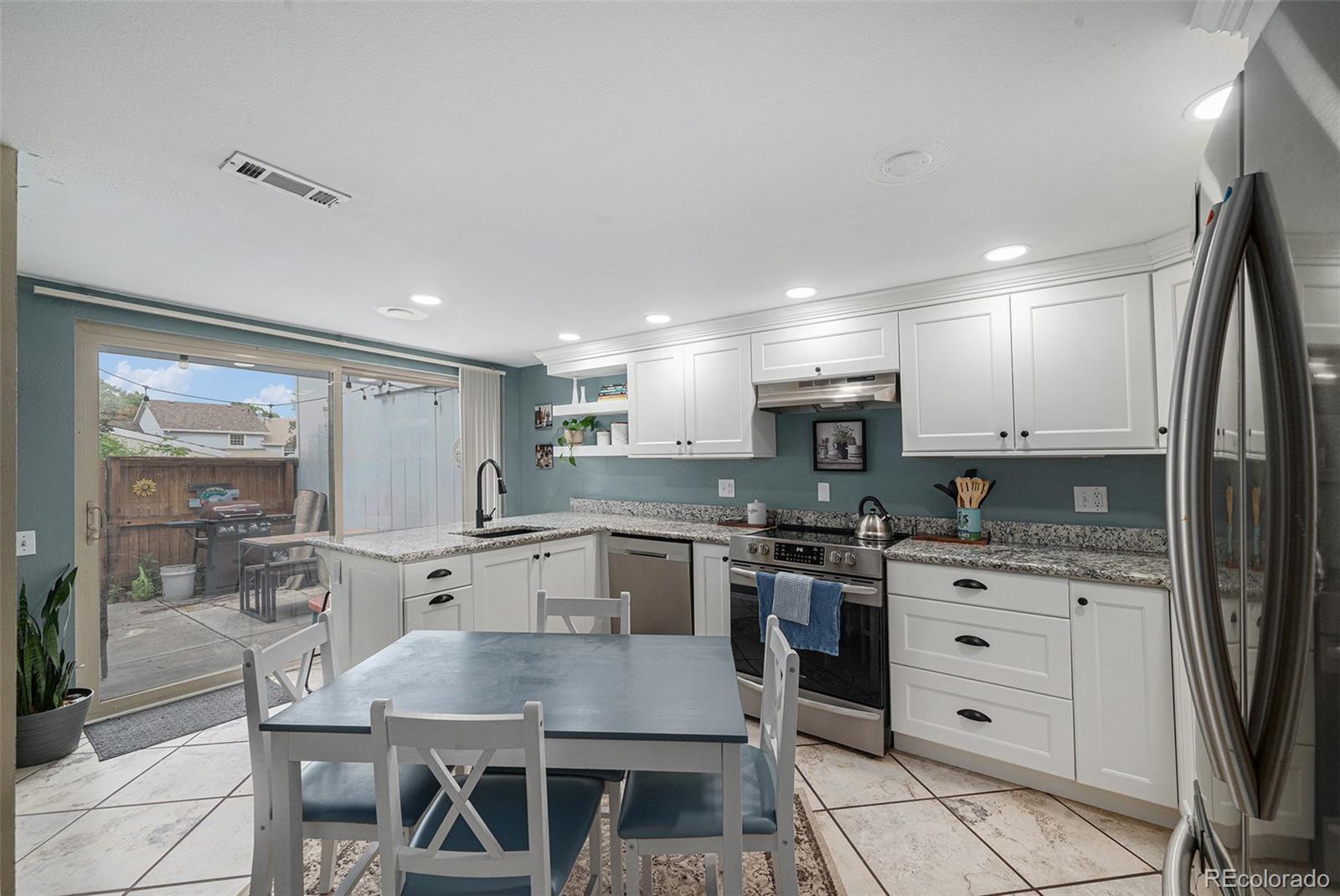 MLS Image #6 for 6937 s knolls way,centennial, Colorado