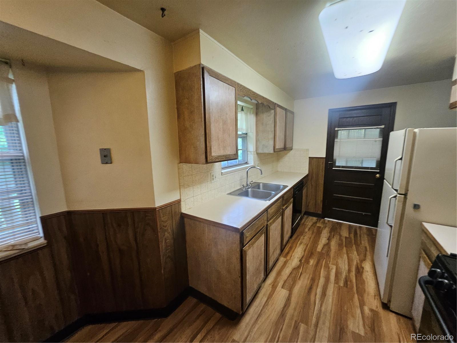 MLS Image #10 for 912 e 6th avenue,broomfield, Colorado