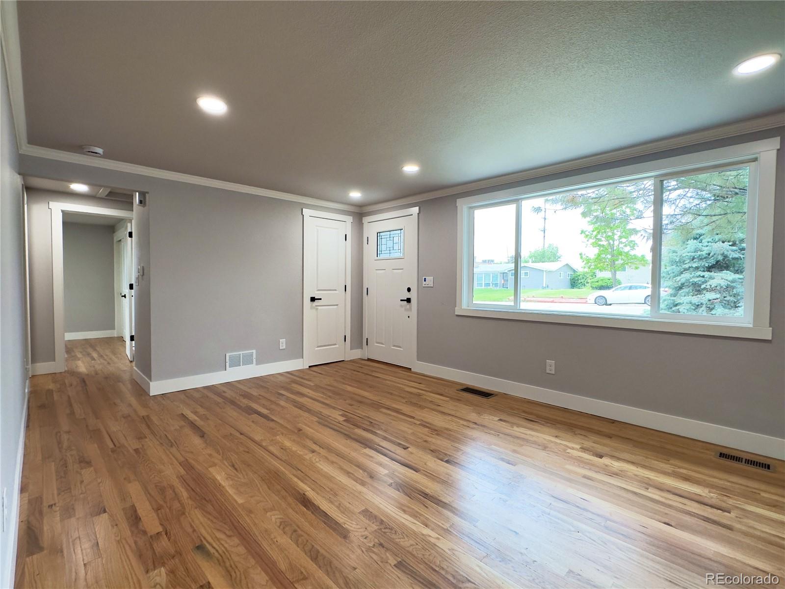 MLS Image #2 for 10025 w 8th avenue,lakewood, Colorado