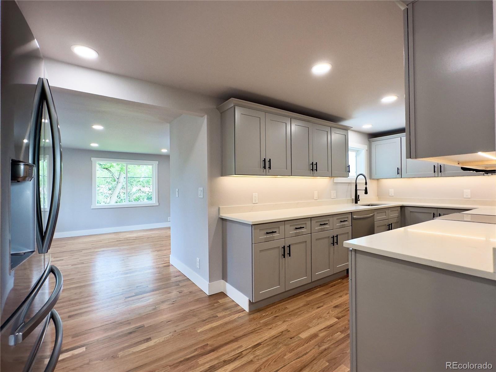 MLS Image #7 for 10025 w 8th avenue,lakewood, Colorado