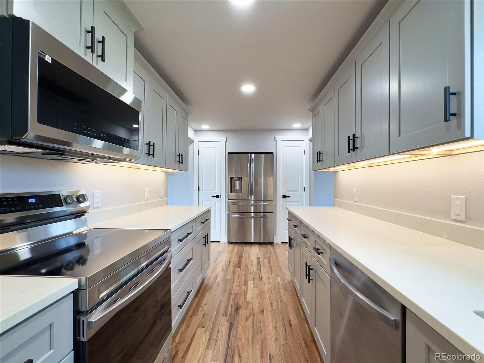 MLS Image #8 for 10025 w 8th avenue,lakewood, Colorado