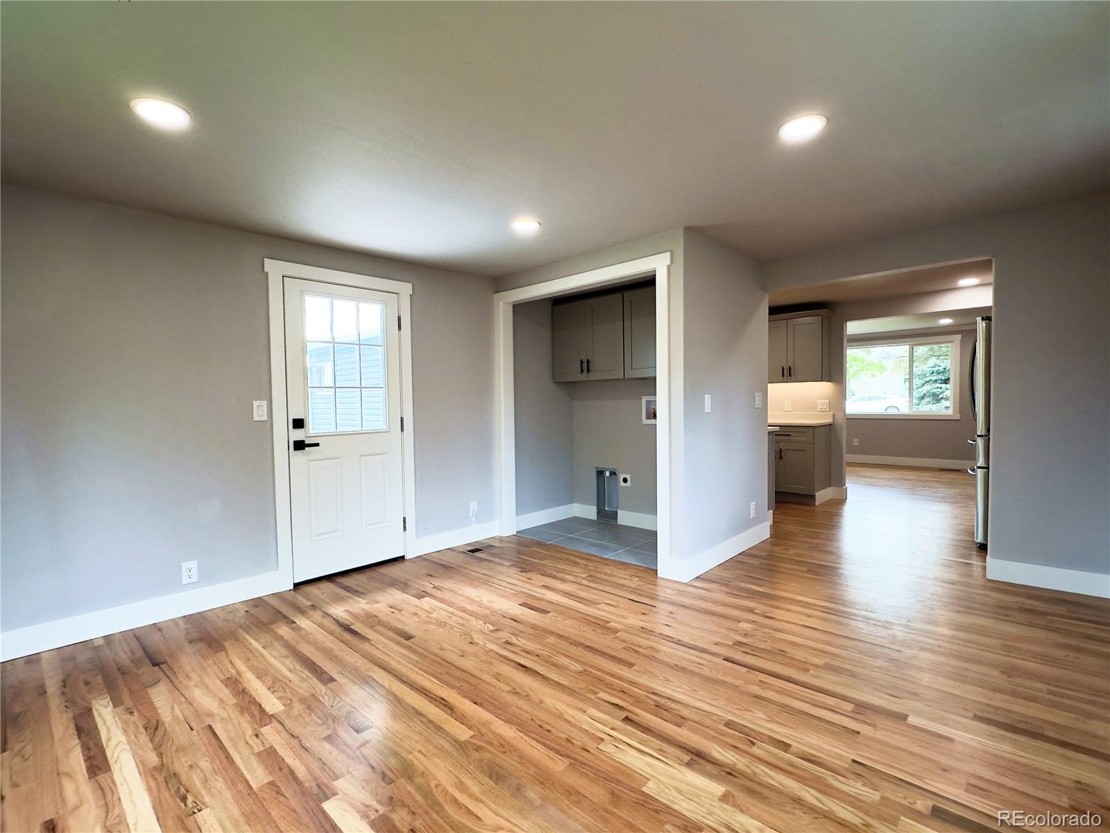 MLS Image #9 for 10025 w 8th avenue,lakewood, Colorado