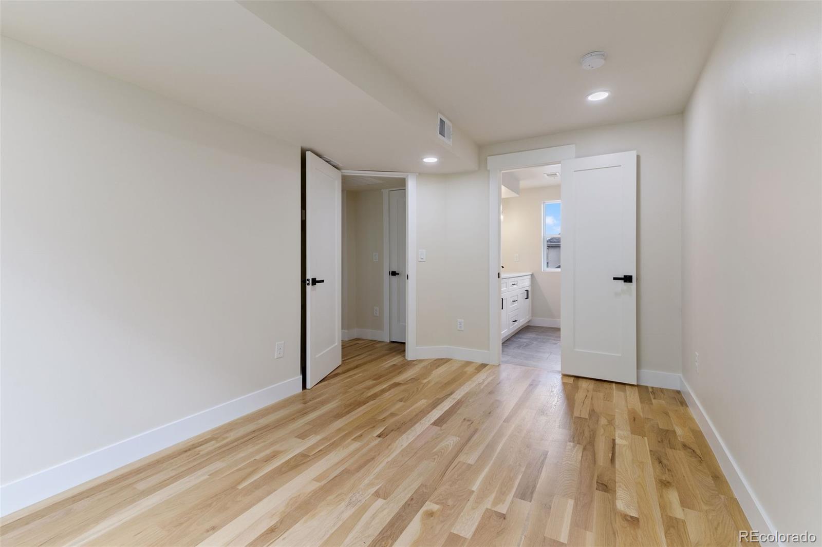 MLS Image #17 for 3711  pecos street,denver, Colorado