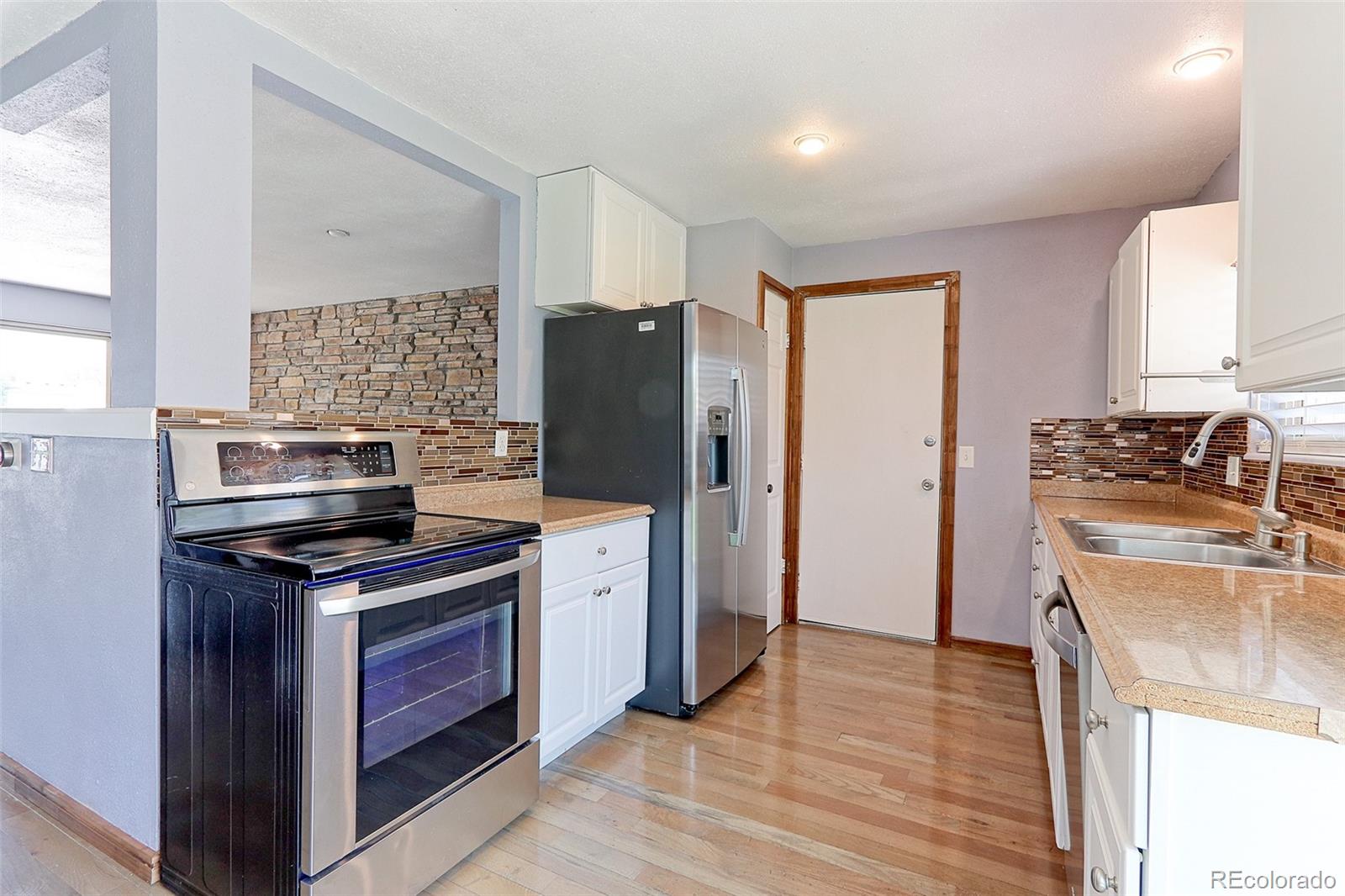MLS Image #5 for 10926  dahlia way,thornton, Colorado