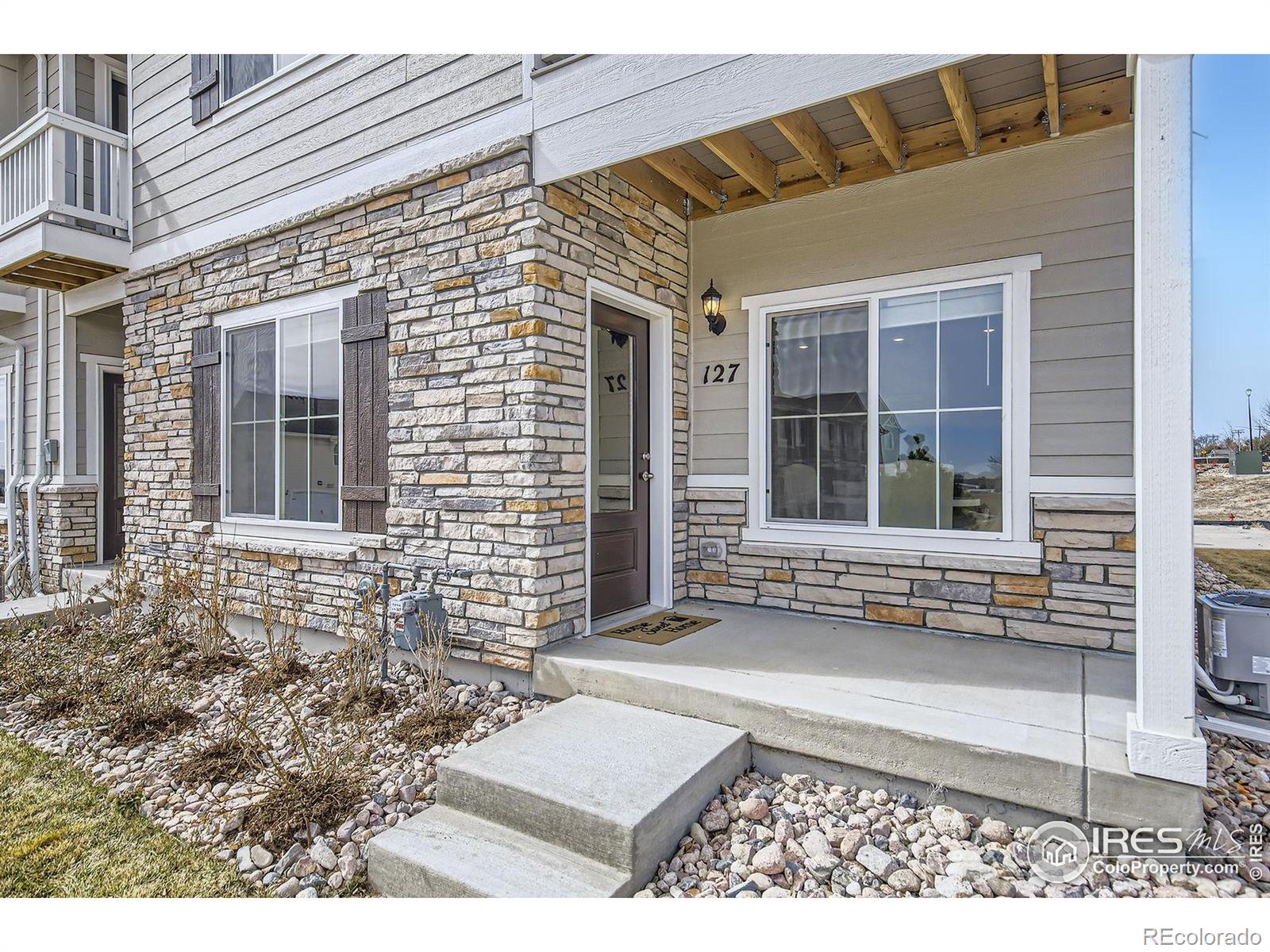 MLS Image #3 for 153  robin road,johnstown, Colorado