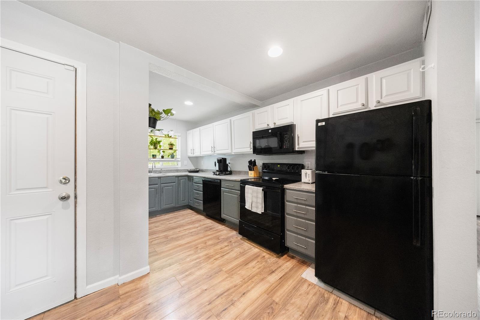 MLS Image #8 for 377 n 10th avenue,brighton, Colorado
