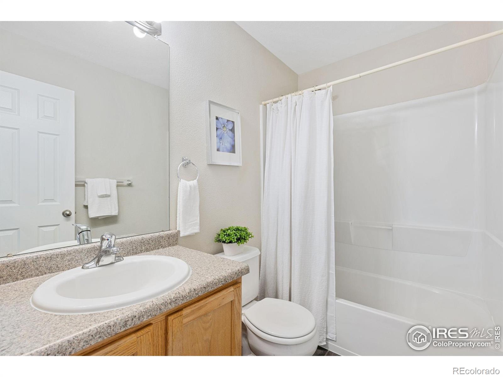 MLS Image #15 for 2122  redhead drive,johnstown, Colorado