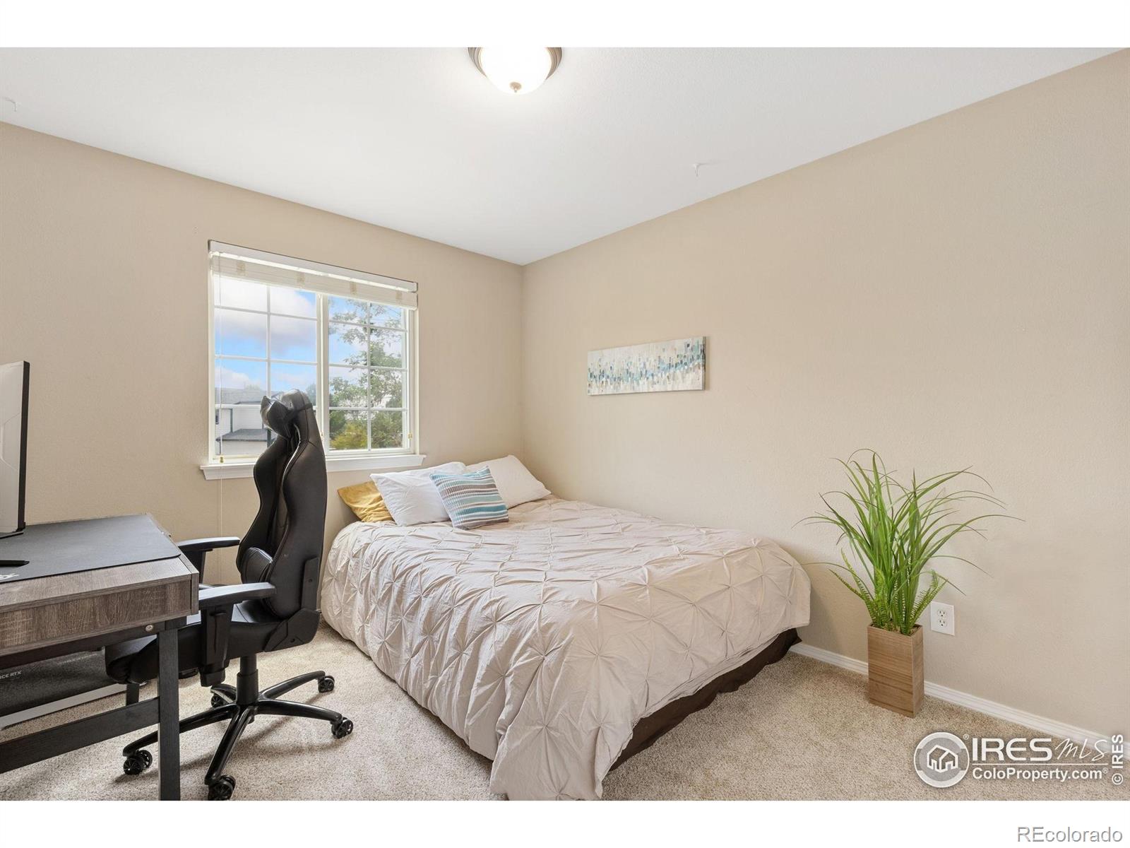 MLS Image #16 for 2122  redhead drive,johnstown, Colorado