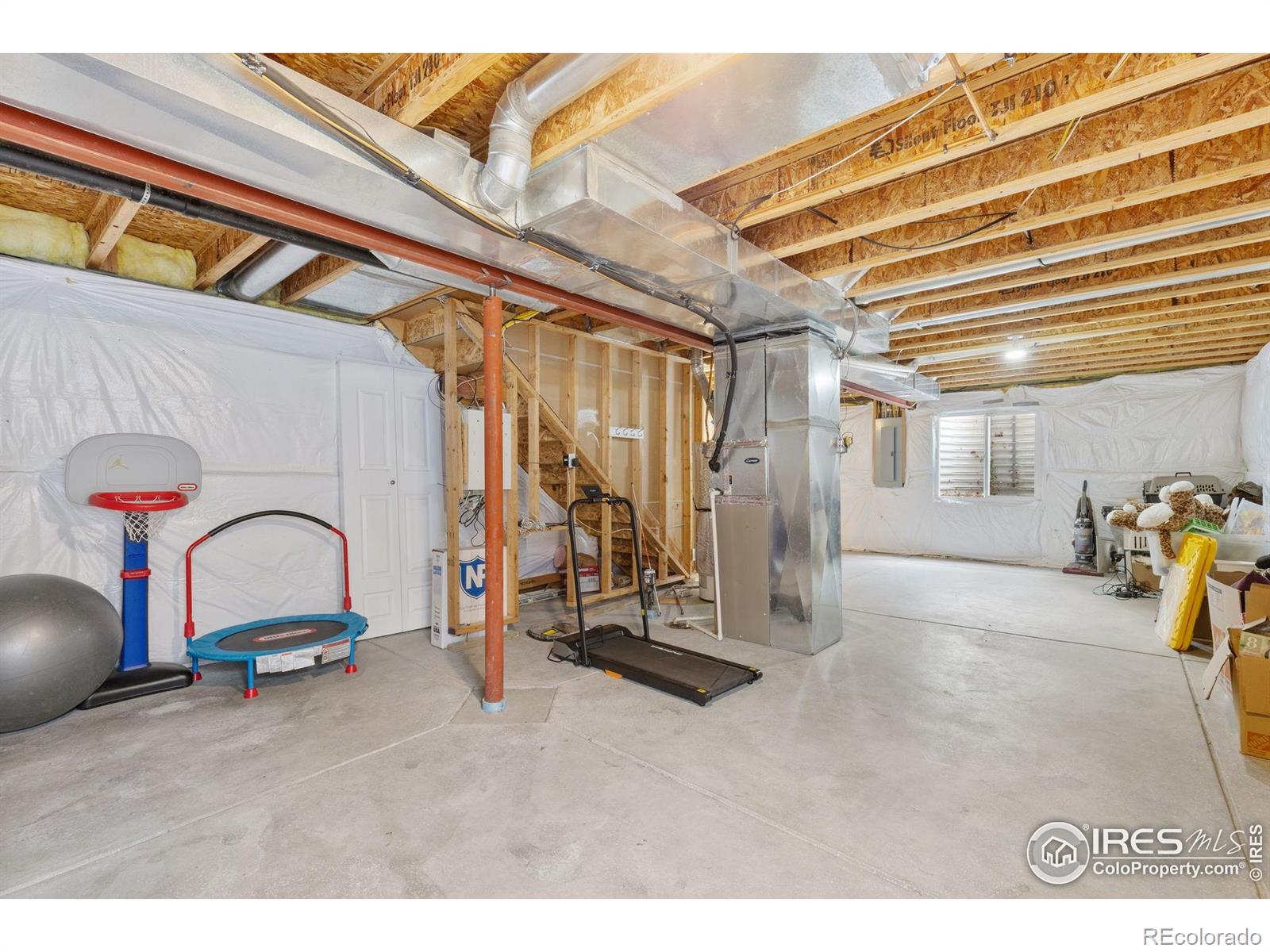 MLS Image #24 for 2122  redhead drive,johnstown, Colorado